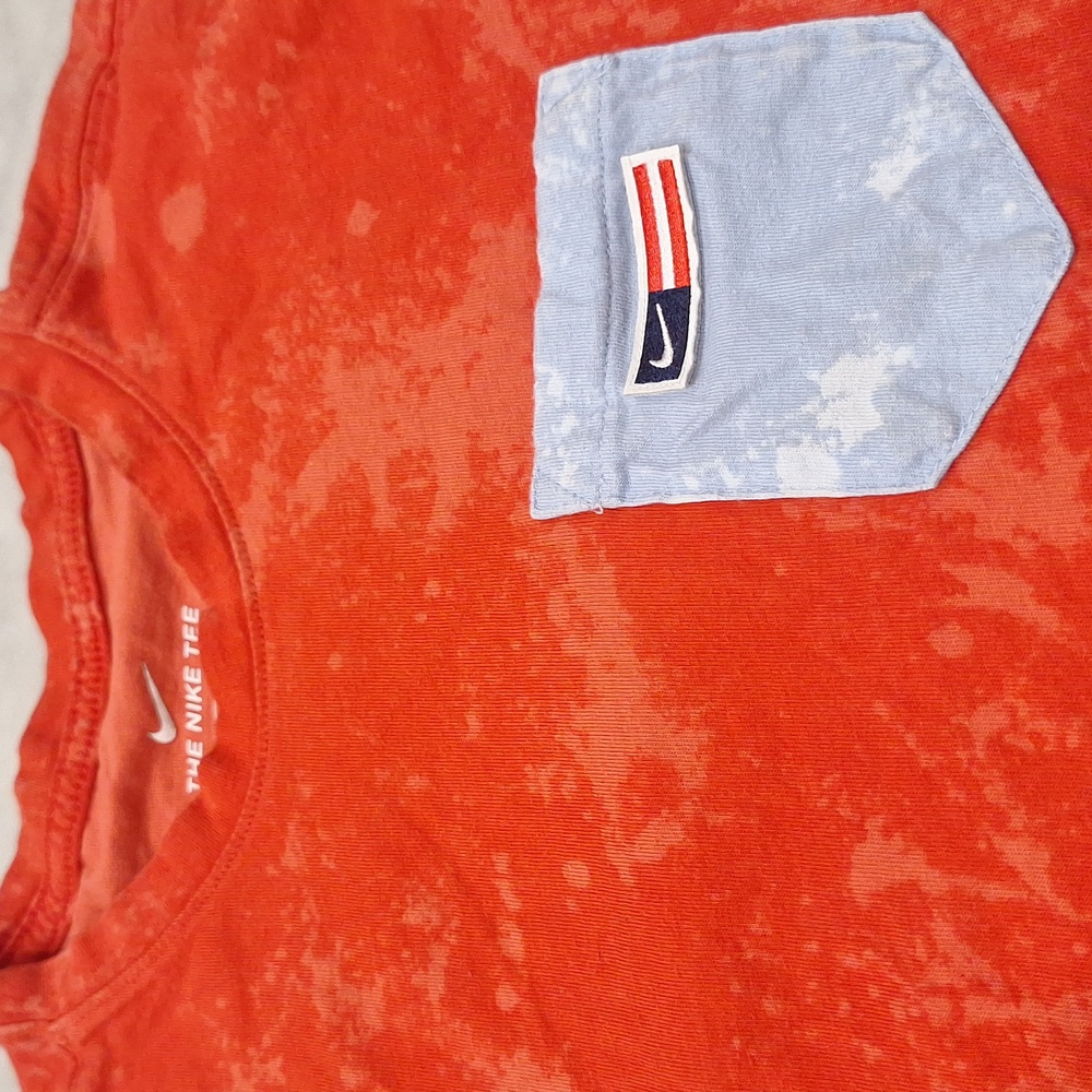 Nike Tie Dye Patriotic‎ Graphic T-Shirt Medium Unisex American Flag Red Blue